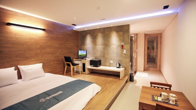 YEONGJU SPA TOURIST HOTEL
