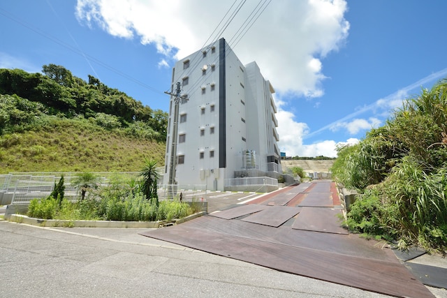 リバーサイド知花