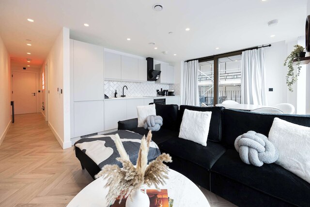 スーパーノヴァ スイート シティ ビューズ