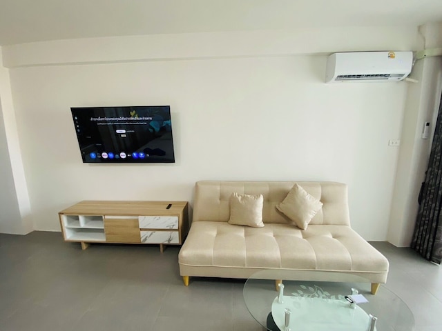 9 Karat Condo by PSR