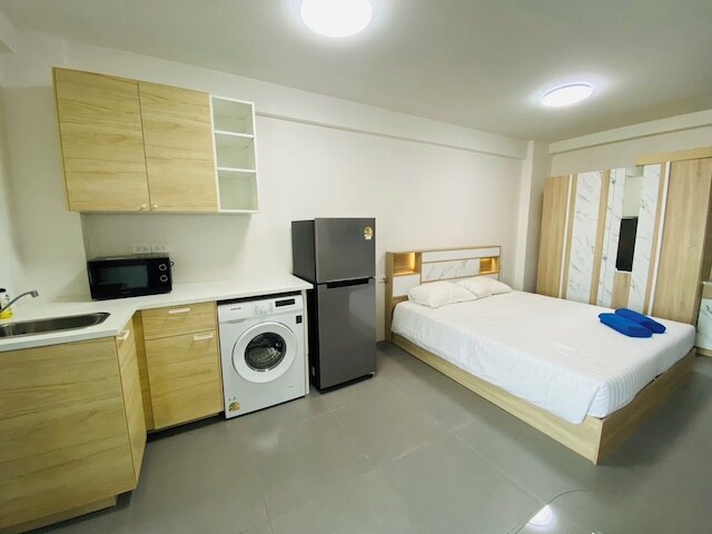 9 Karat Condo by PSR