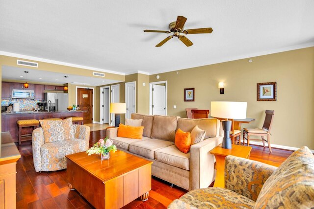 KBM Resorts Free CAR Honua Kai Konea Hkk-445/49