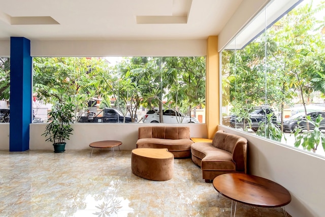 OYO 94746 ラズ レジデンス