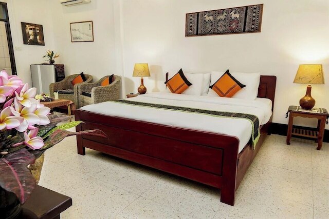 Lani's House by the Pond