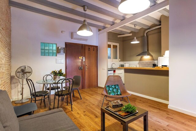 Stay U-nique Apartments Parlament