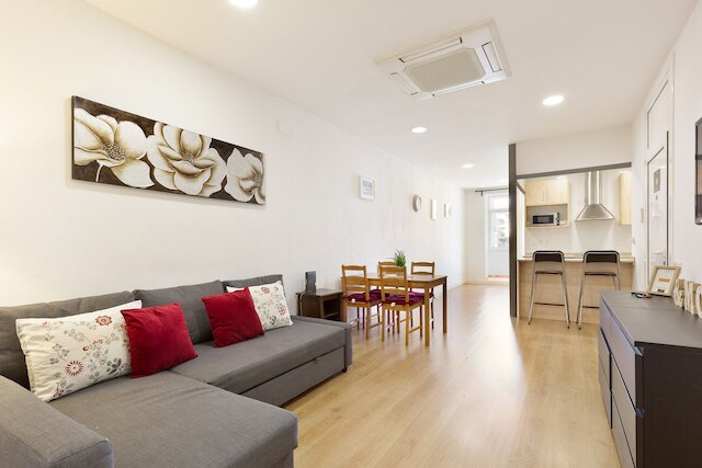 Stay U-nique Apartments Urgell