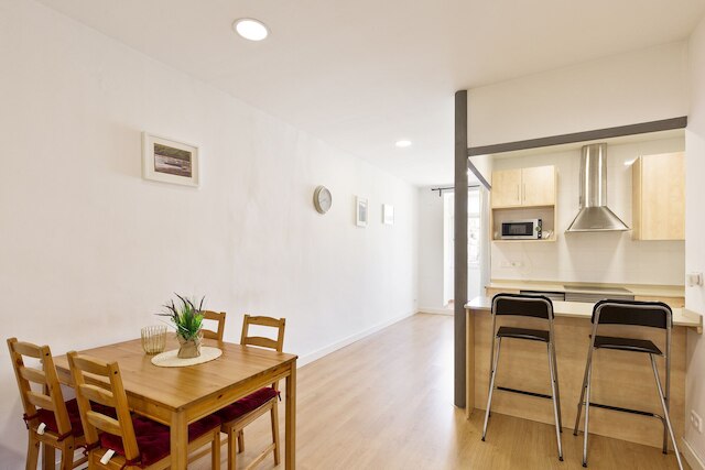 Stay U-nique Apartments Urgell