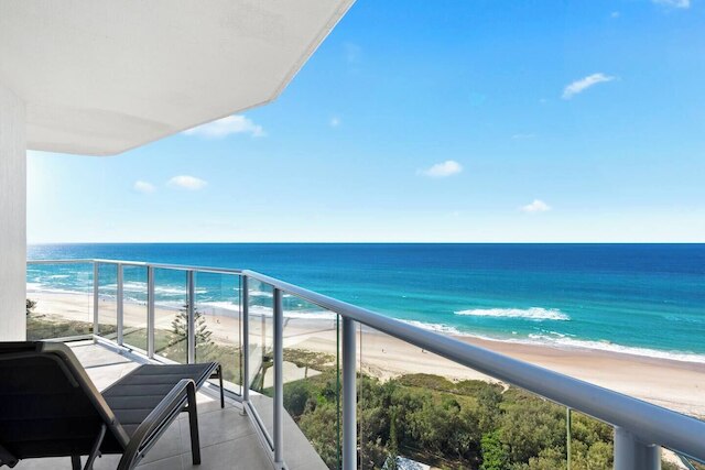 Talisman Beachfront 16th Floor 49