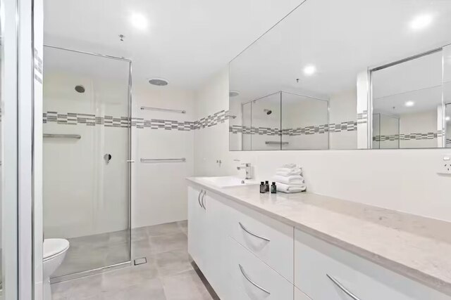 Talisman Beachfront 16th Floor 49