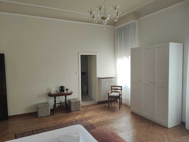 カ デリ ストゥエリ