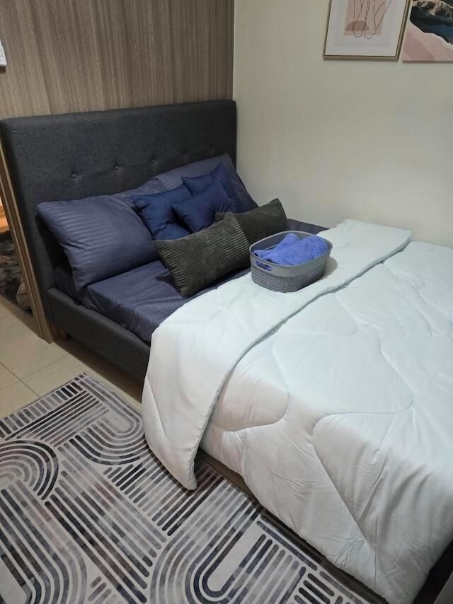 Shore 2 Residences Apartments