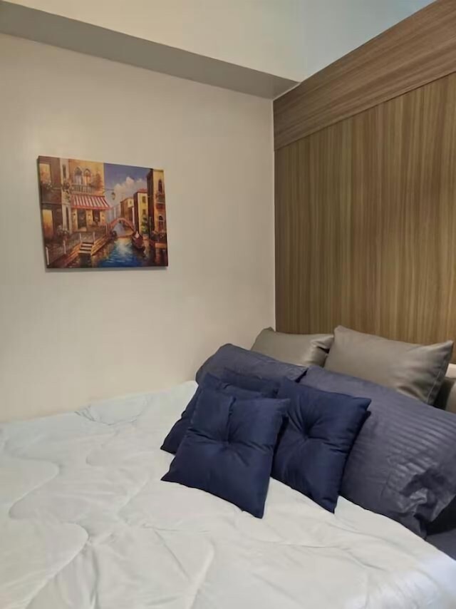 Shore 2 Residences Apartments