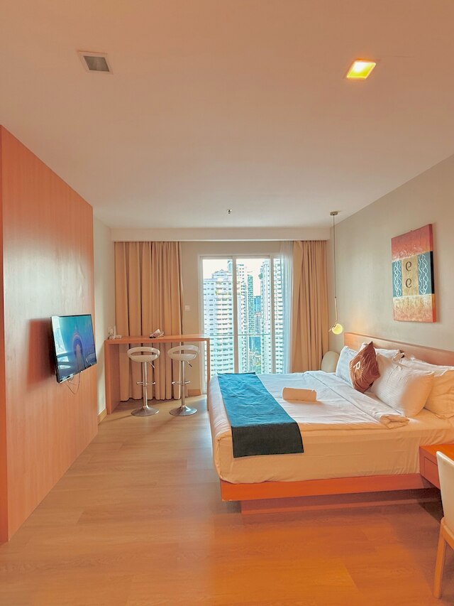 クリスタル スイーツ アット ラマダ ホテル