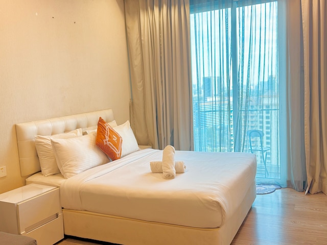 クリスタル スイーツ アット ラマダ ホテル