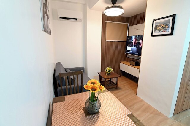 1 Cozy Bedroom Condo Unit-apple One Banawa Cebu