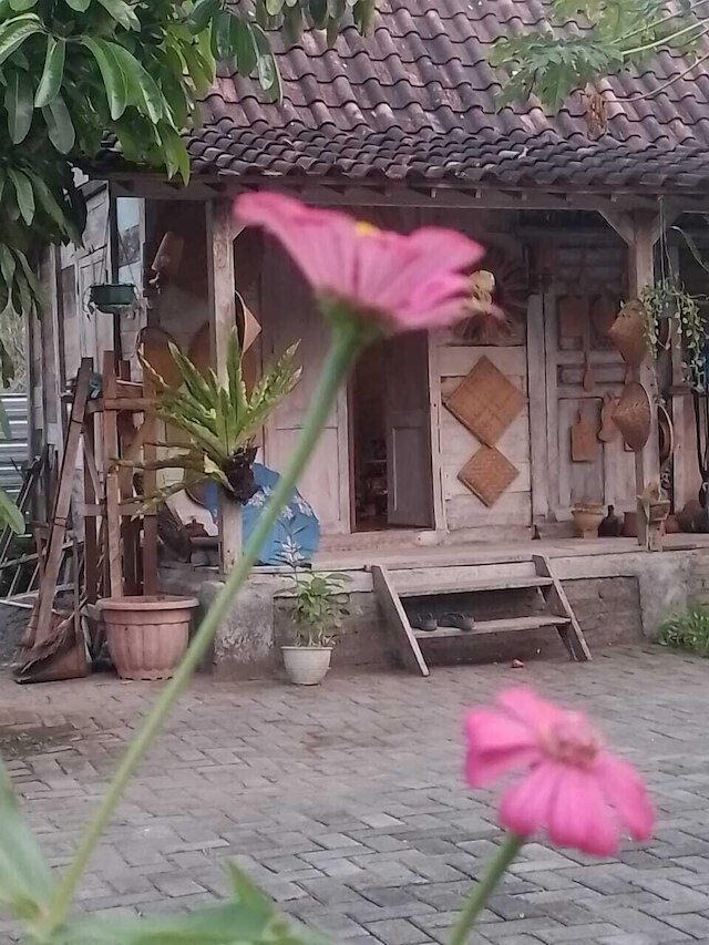 Eyang Residence Limasan Kebon Dalem