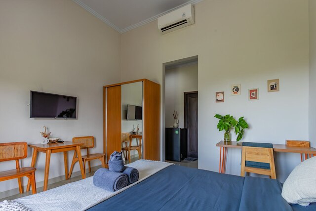 Kubu Deandari Guest House