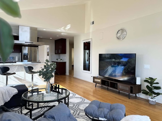 South SF Spacious Entire Unit With 3brs 3bth on 2F