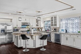 Spaciour 4Br 4bth Stunning House With Free Parking