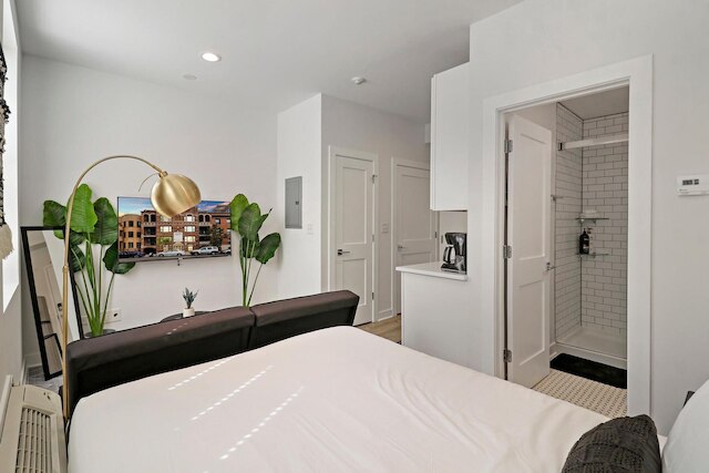 Uptown Studio Gem - Montrose rep