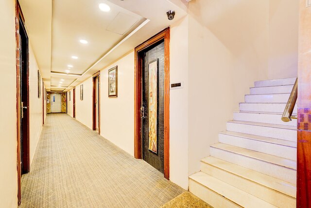 Fabhotel Olive Residency