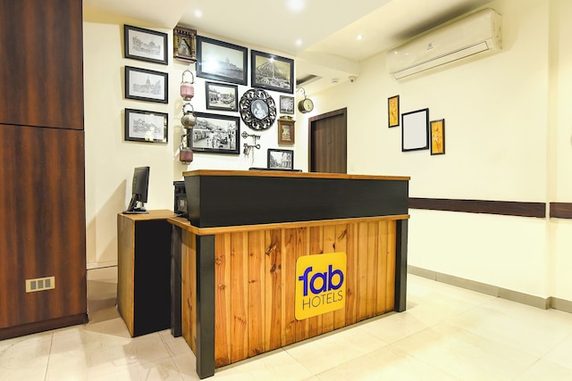 Fabhotel Motisarai