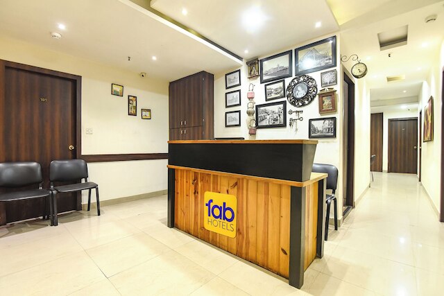 Fabhotel Motisarai