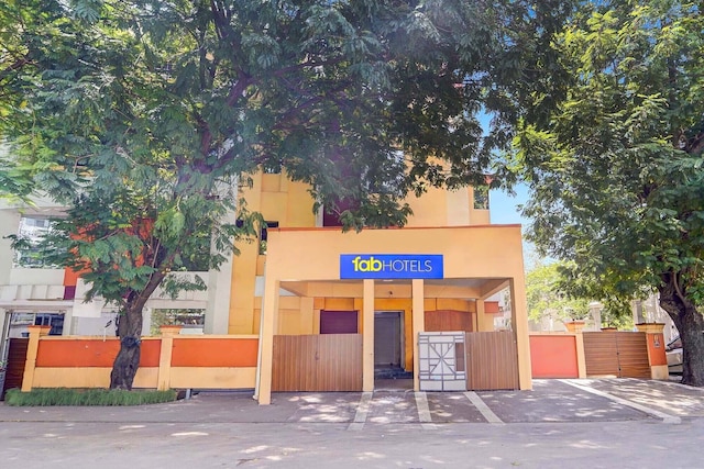 Fabhotel Sahana Residency