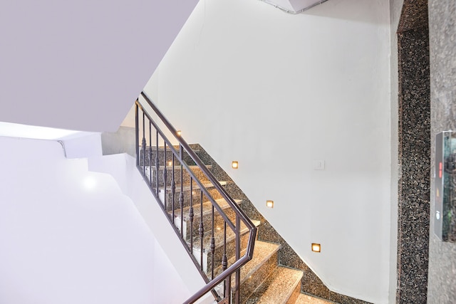 Fabhotel Tulip Sarover