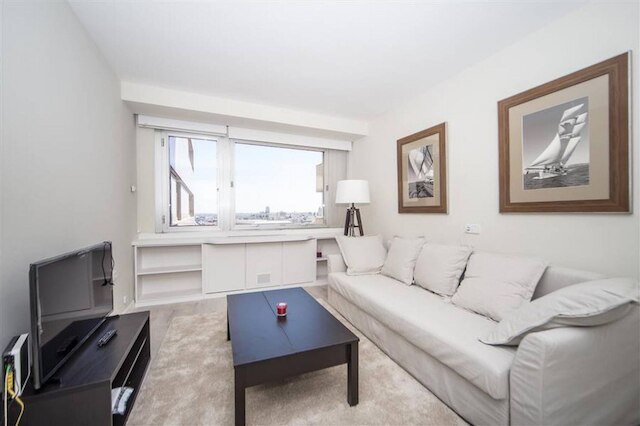 コロン 902 イン マドリード ウィズ 1 ベッドルームズ アンド 1 バスルームズ