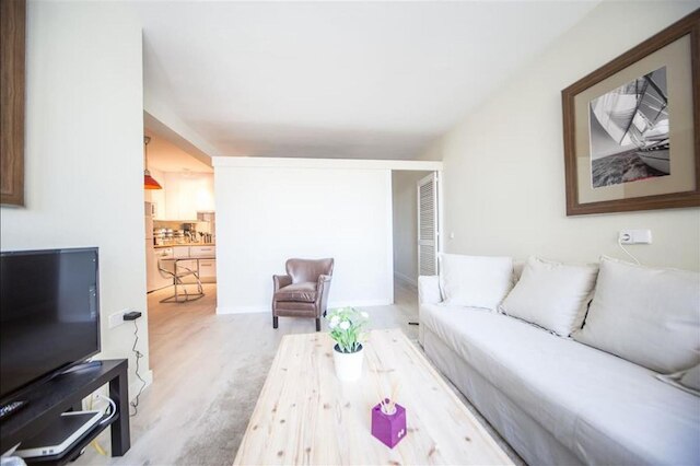 コロン 901 イン マドリッド ウィズ 1 ベッドルームズ アンド 1 バスルームズ