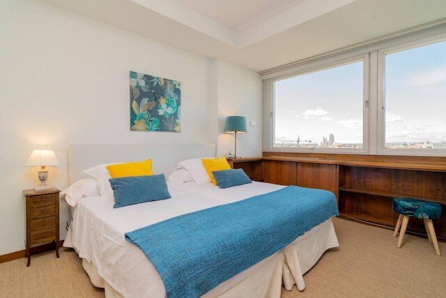 コロン 819 イン マドリッド ウィズ 1 ベッドルームズ アンド 1 バスルームズ