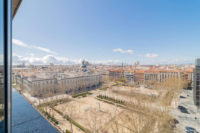 コロン 819 イン マドリッド ウィズ 1 ベッドルームズ アンド 1 バスルームズ