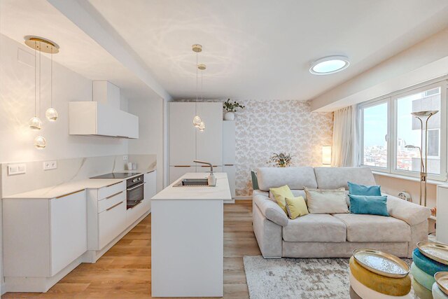 コロン 904 イン マドリッド ウィズ 1 ベッドルームズ アンド 1 バスルームズ