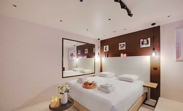 インティメート フラット ウィズ エアコン & ジャグジー - 2ベッドルーム / 6人 モンマルトル