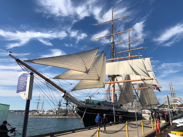 Allura Little Italy - 2 BR in Downtown s Top Spot