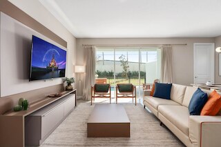 Super Close- Disney s Parks w Theme Rooms Pool