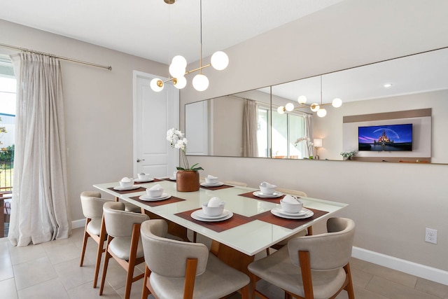 スーパー クローズ - ディズニー パークス ウィズ テーマ ルームズ プール