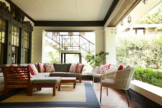 Apt1 Edenbrae - Serene Walkable Modern Retreat Named Best in Bham