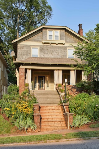 Apt1 Charles - Step-free Accessible Dog-friendly