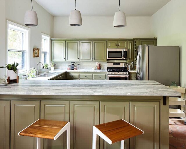 アパートメント2 エデンブレイ - ウォーカブル サザン ゴシック マンション