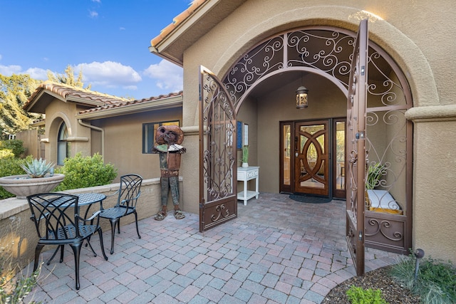 マンモス ロック スプレンダー - クローズ トゥ タウン ヒュージ スパ ゲームルーム