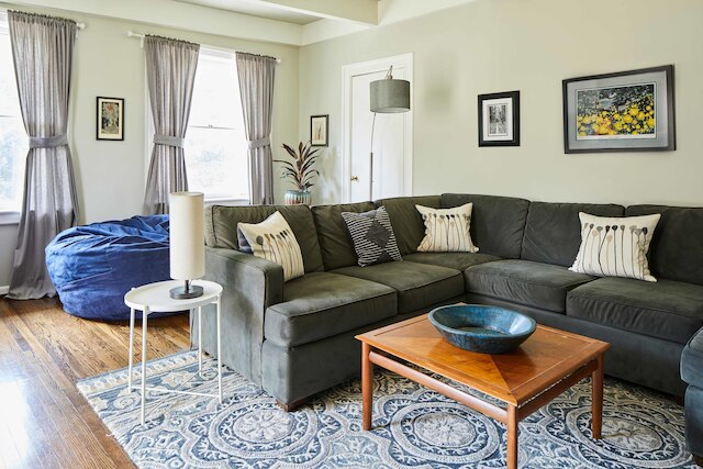 アパート4 エデンブレイ - フィーチャード イン バーミンガム マガジン