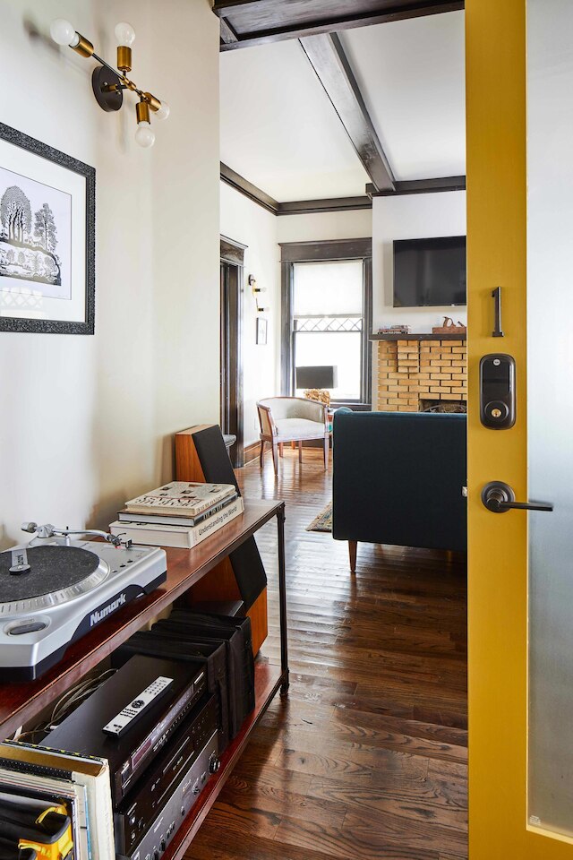 Charles on 11th - Beautifully Restored Historic Southside Home Walkable Perfect for Groups