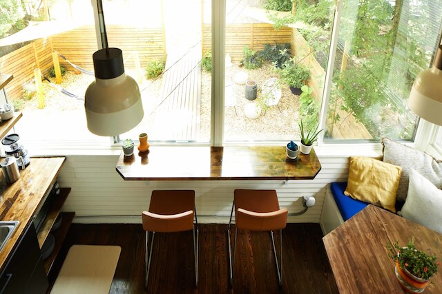 Apt3 Charles - Modern Fun Sun-filled Loft