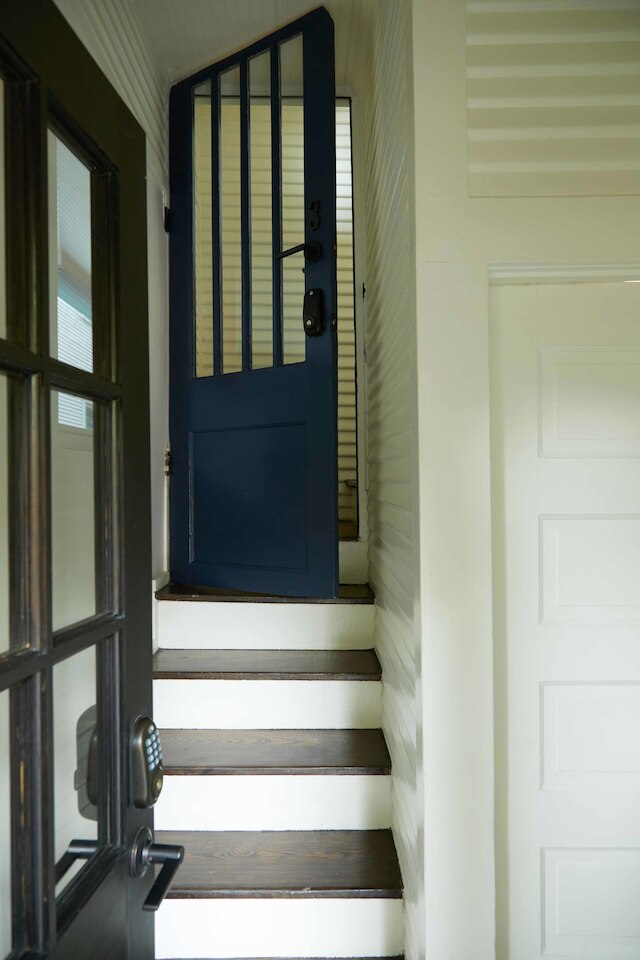 Apt3 Charles - Modern Fun Sun-filled Loft