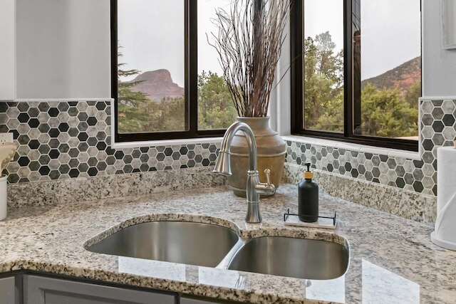 5 ベッド 3 バス アップタウン セドナ - ゲームルーム - サウナ - コールド プランジ - ジャクジー - ジム