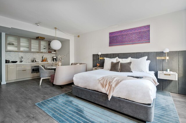 17ジョン: ジュニア キング スタジオ