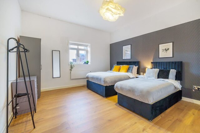 スペーシャス アパートメント フォー グループス イン シティセンター