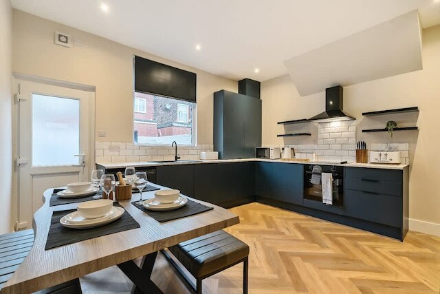 モダンホーム ニア シティセンター エティハド コープ アリーナ